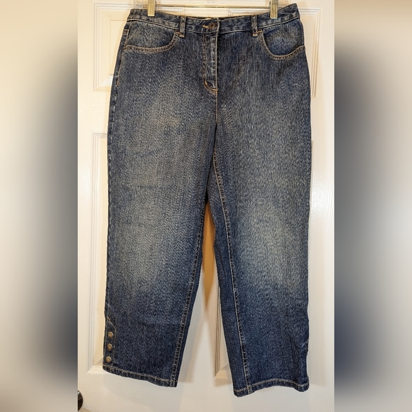 Talbot Stretch Women's high rise blue medium wash jeans Capri button snap sz 10 - Picture 1 of 9